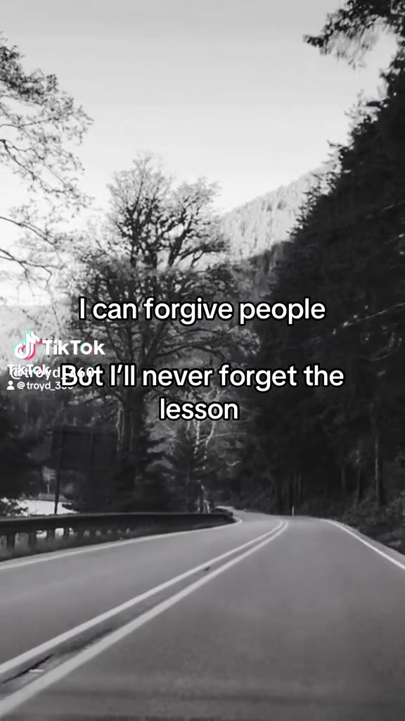 @TraceyQue