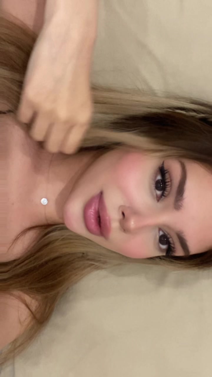 @nazninanjomi