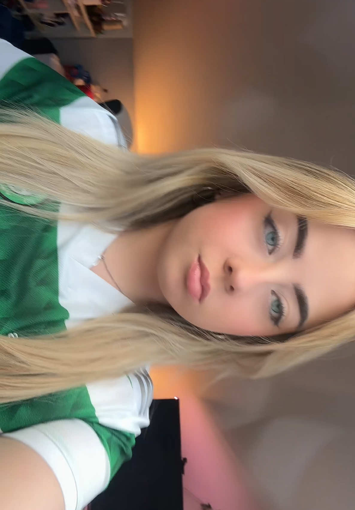 @ellie꩜
