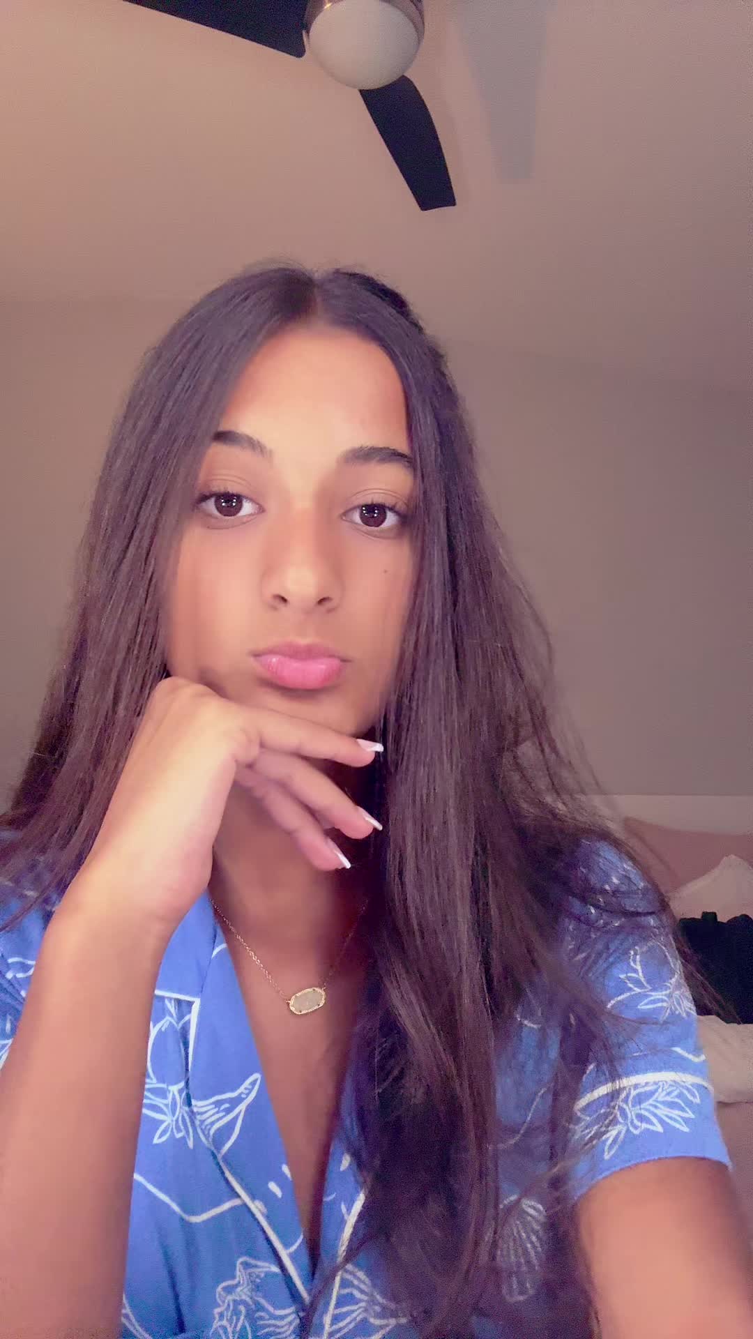 @melanyy_373
