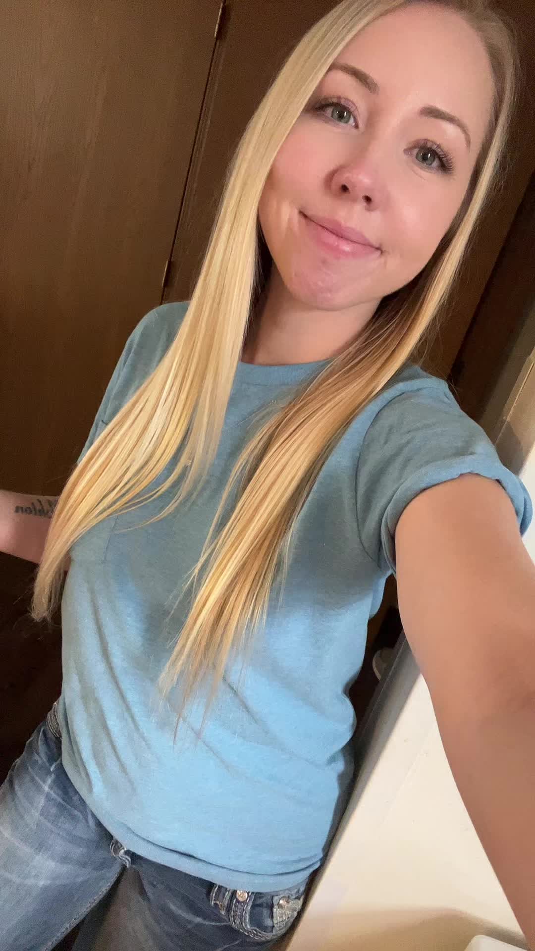 @Blondie_93
