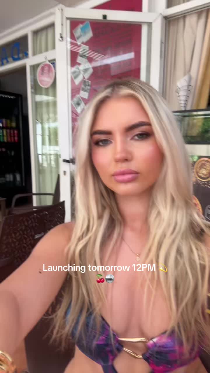 @Blonde The Label