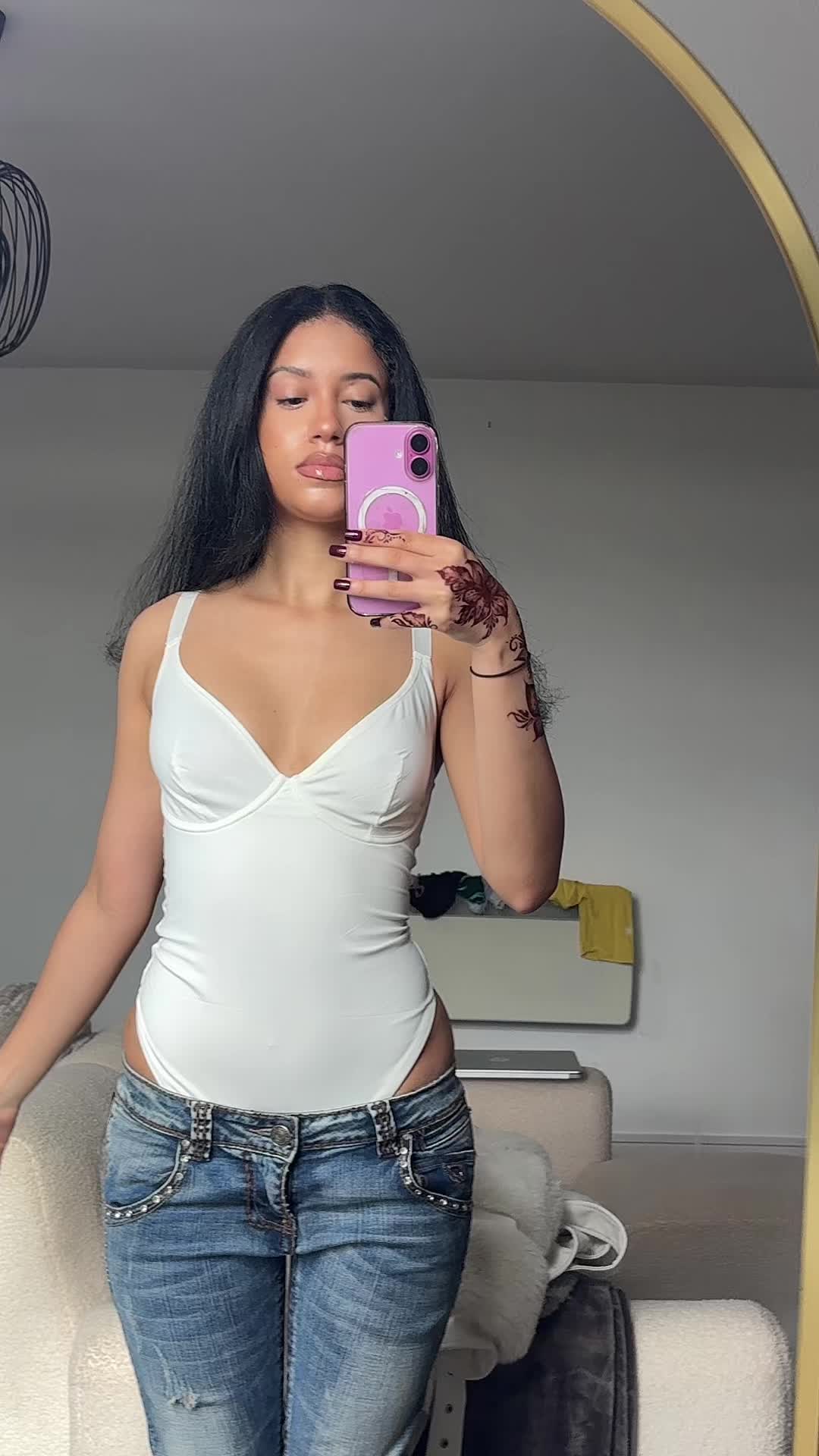 @Debbie Oliveira
