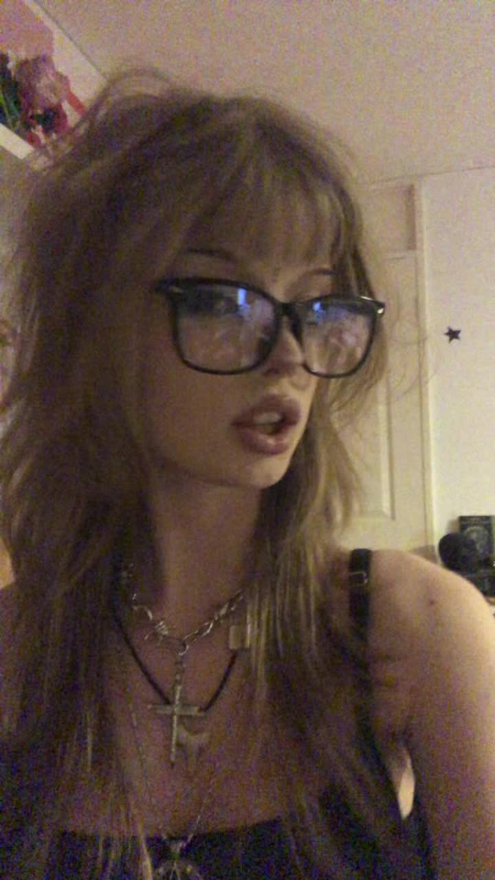 @🤓