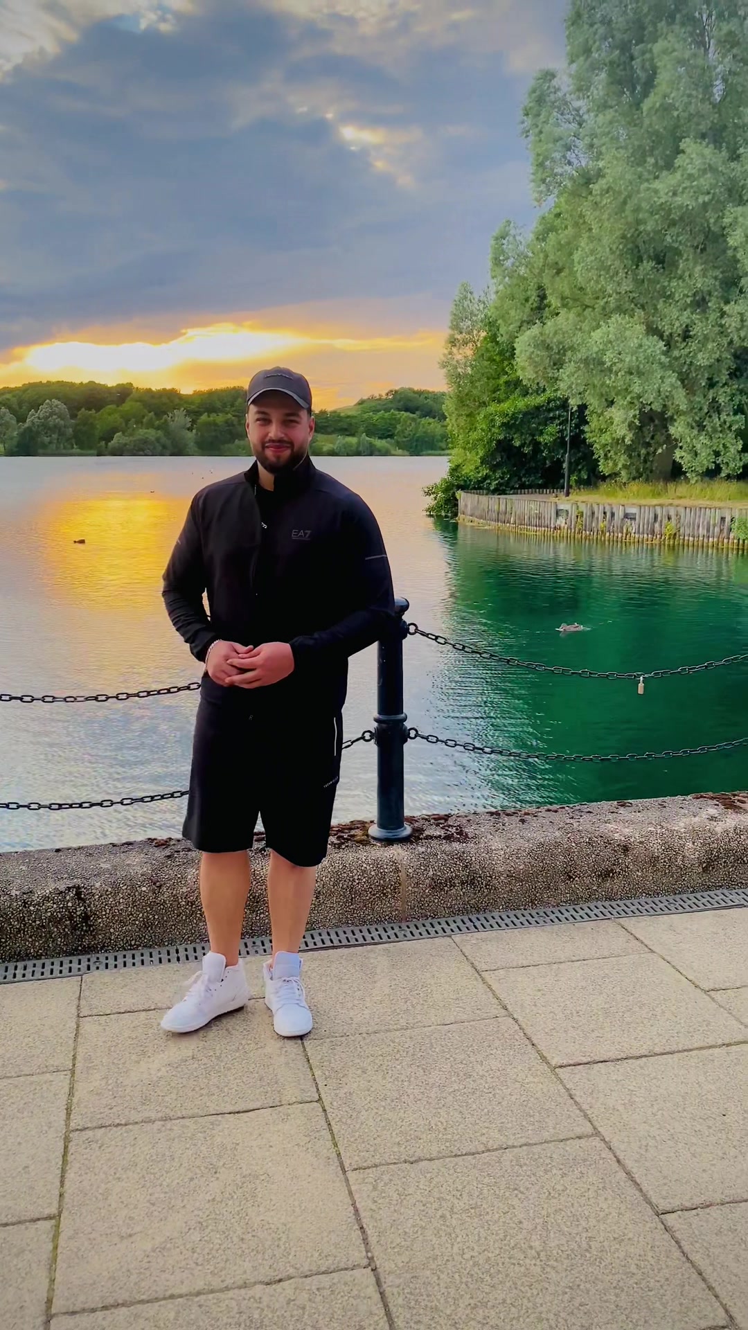 @Malik Mussawar 🇬🇧🇵🇰