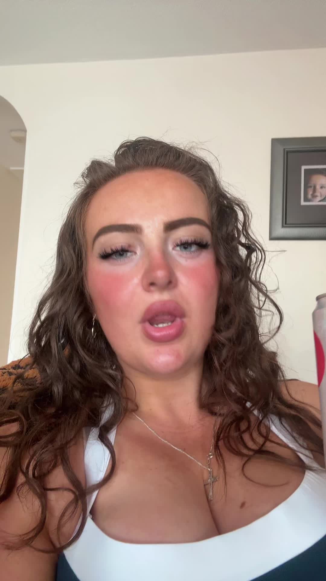 @meganregan