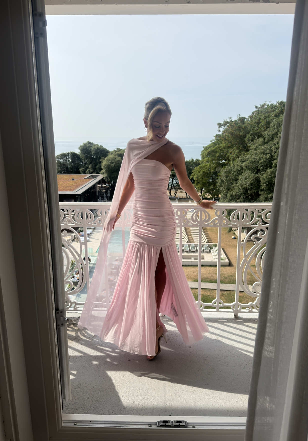 @Amy Dowden MBE