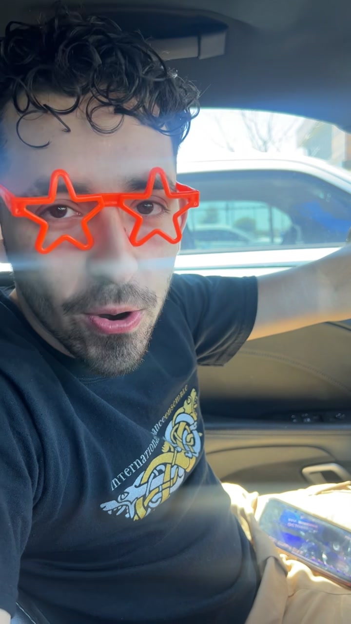 @Mr. 956