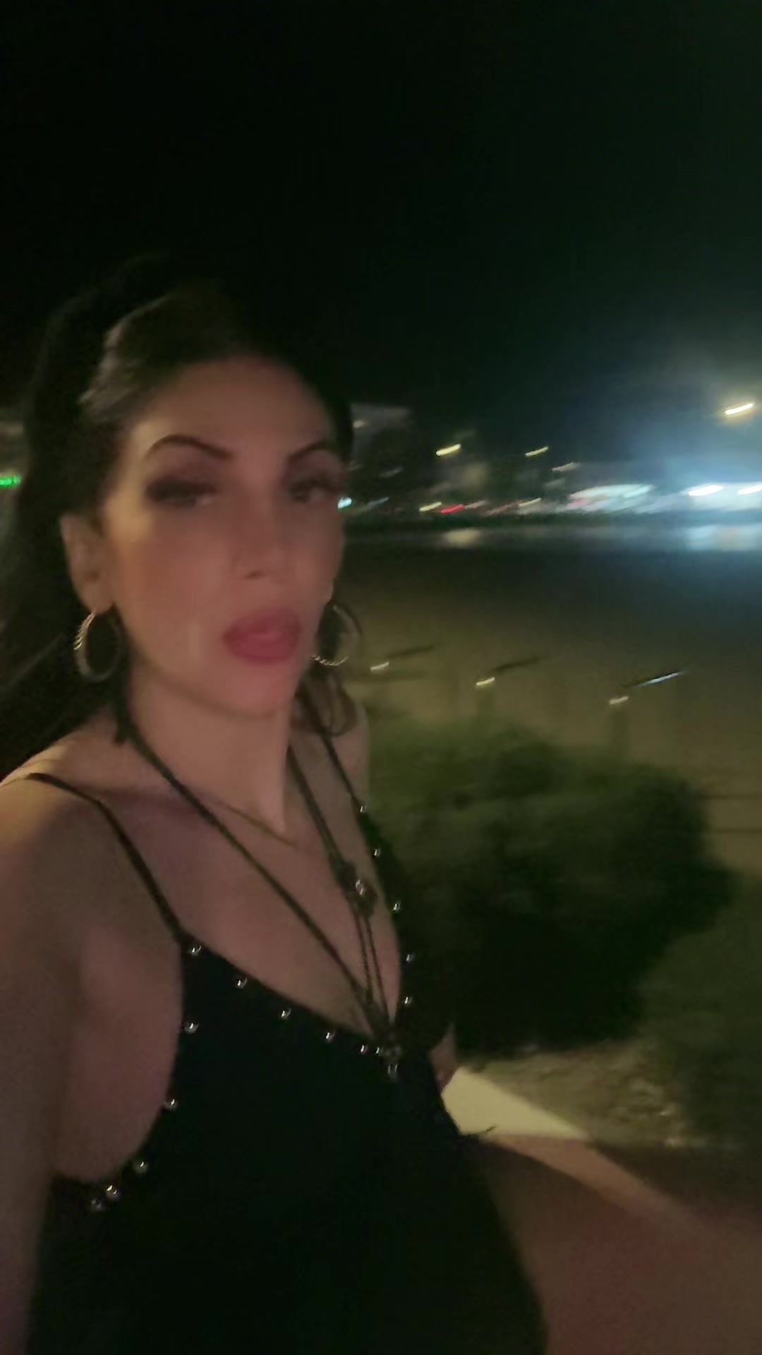 @Oficial misteriosa Eli