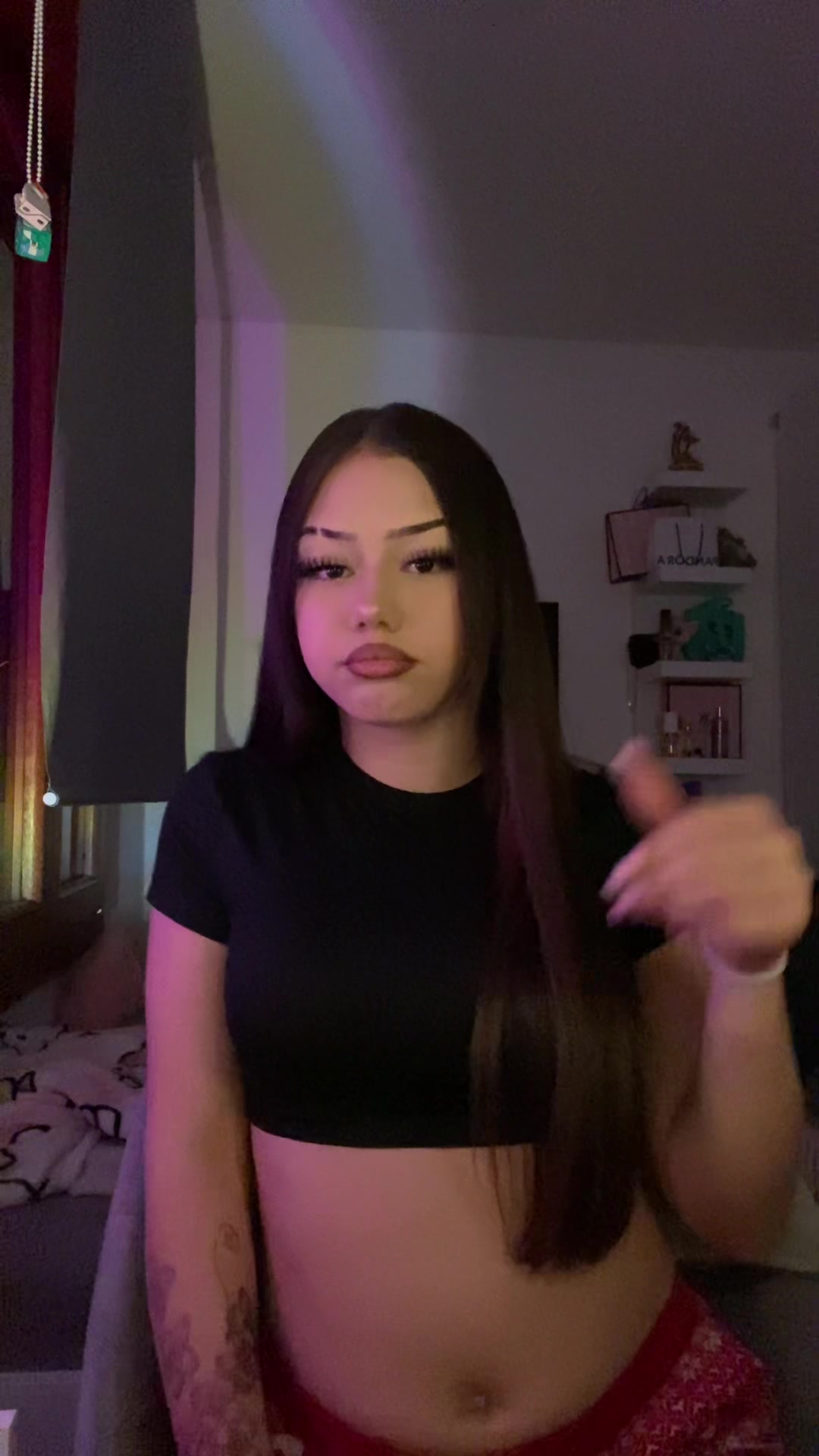 @👻