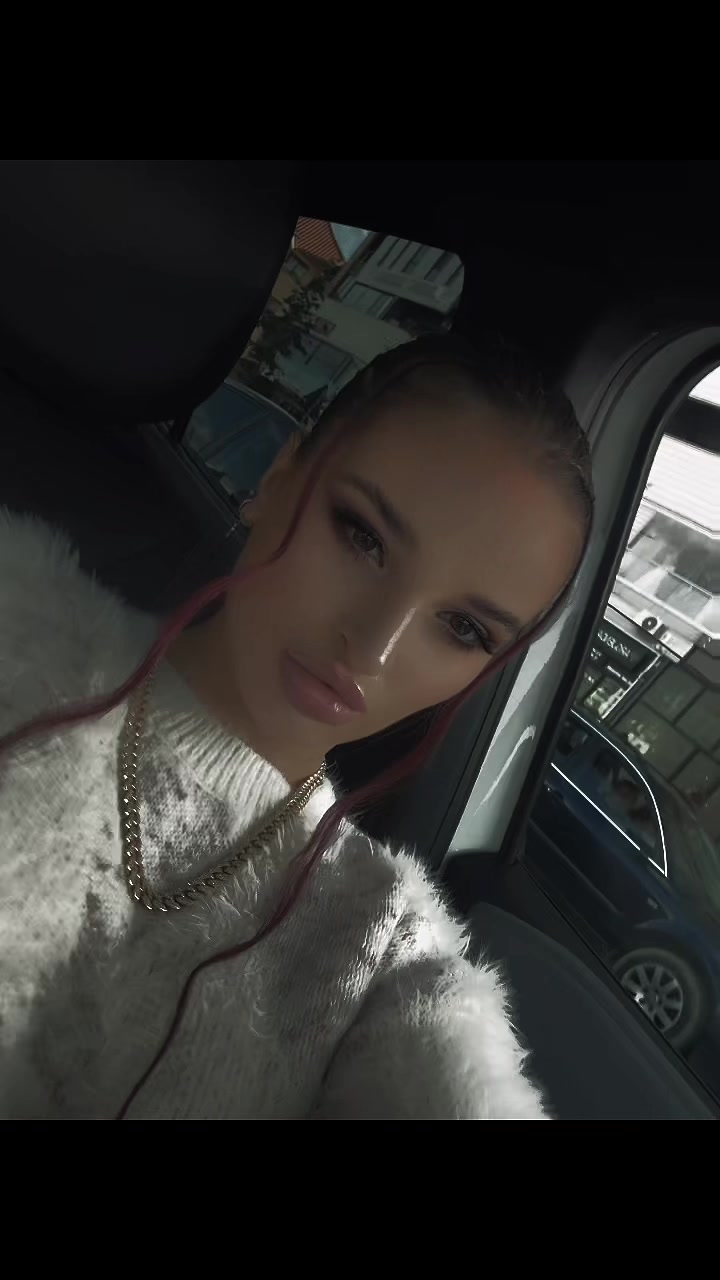 @🖤