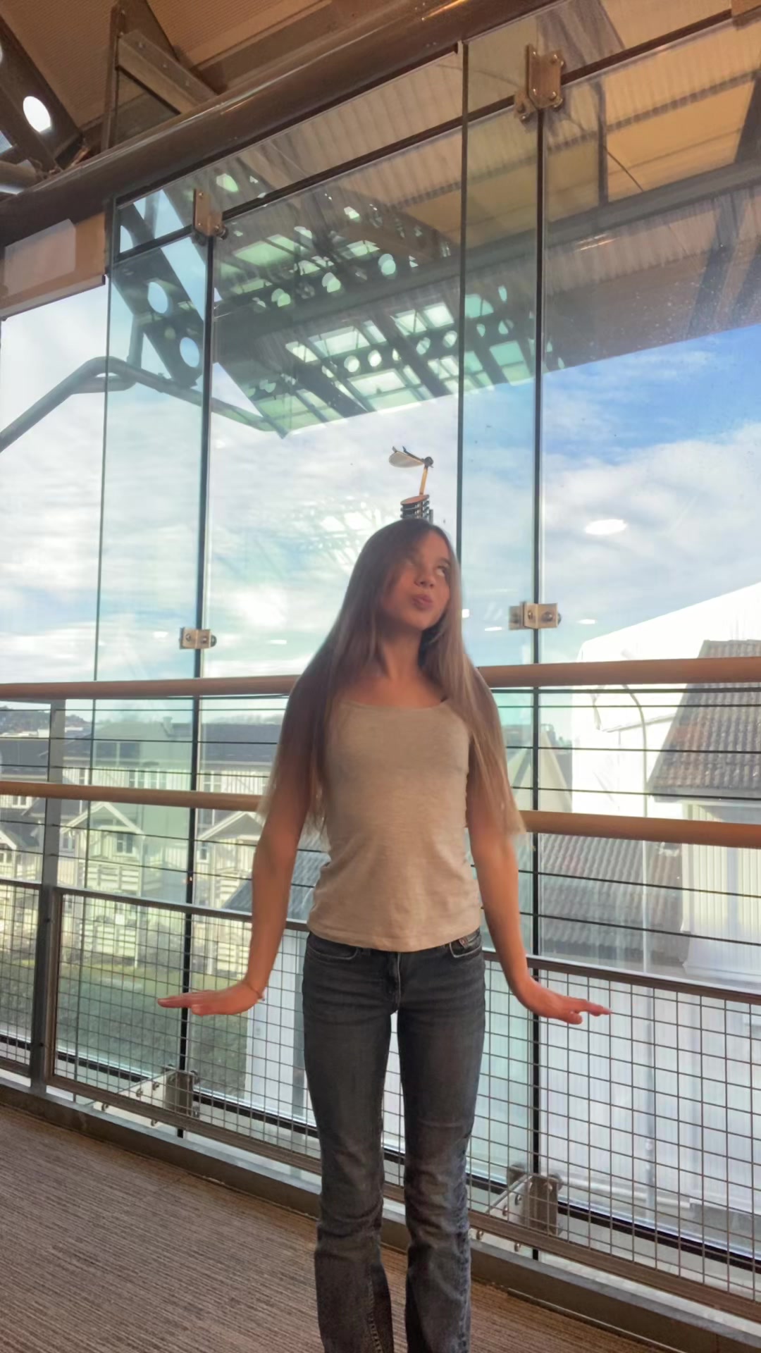 @𝓎𝑒𝓋𝒶