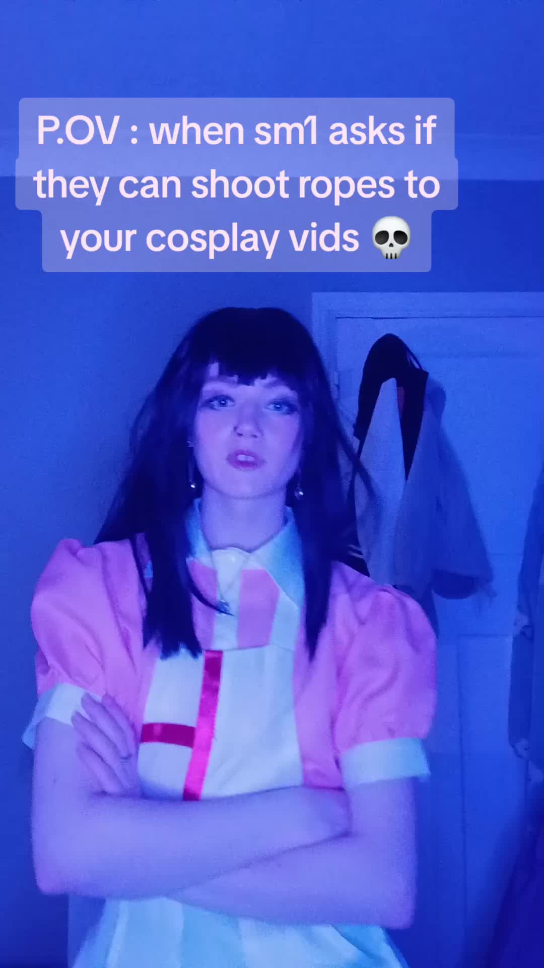 @gaptoothed_cozplayer>:3