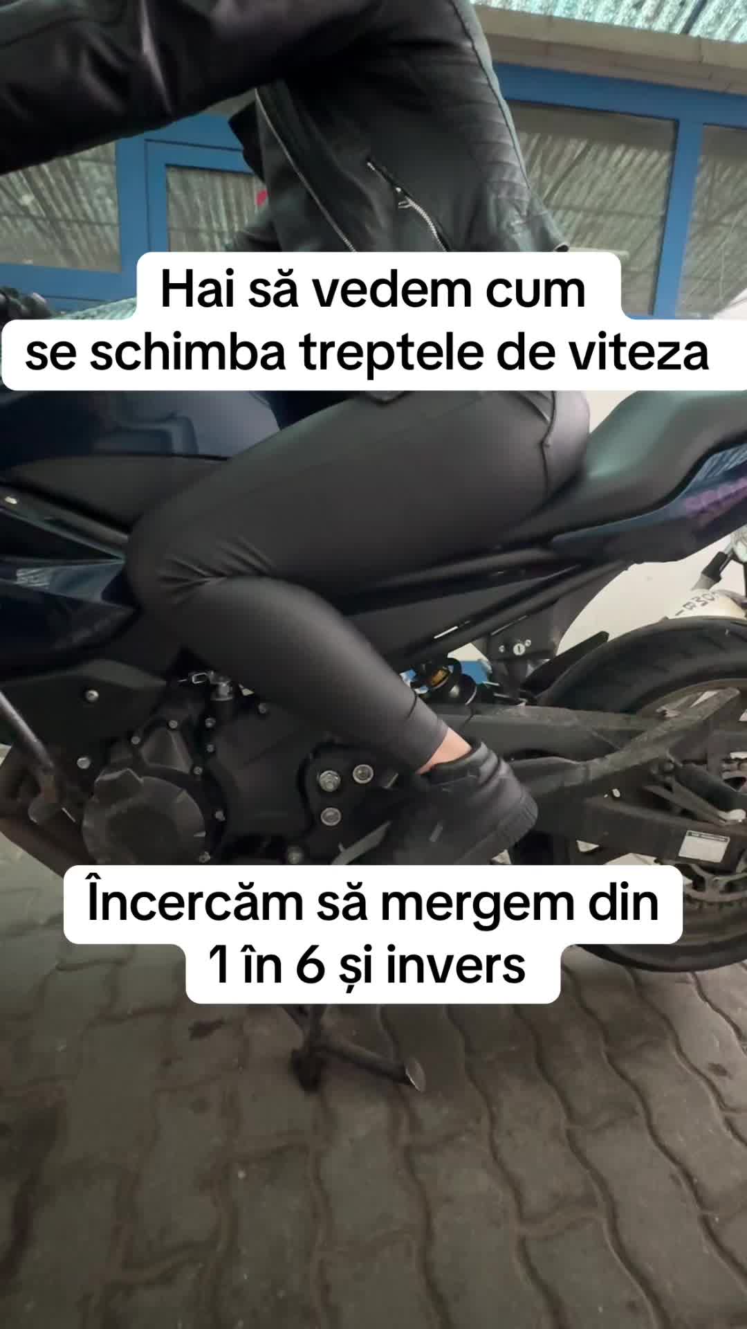 @AlexR2