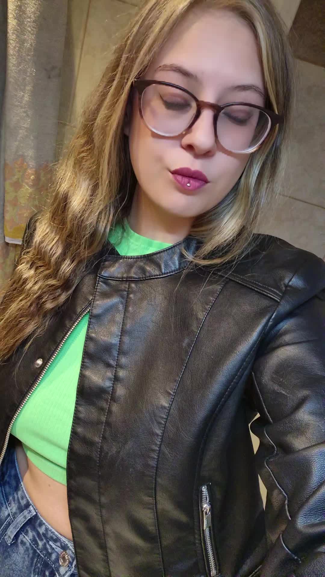 @SabrinaK🤸🏼♀️