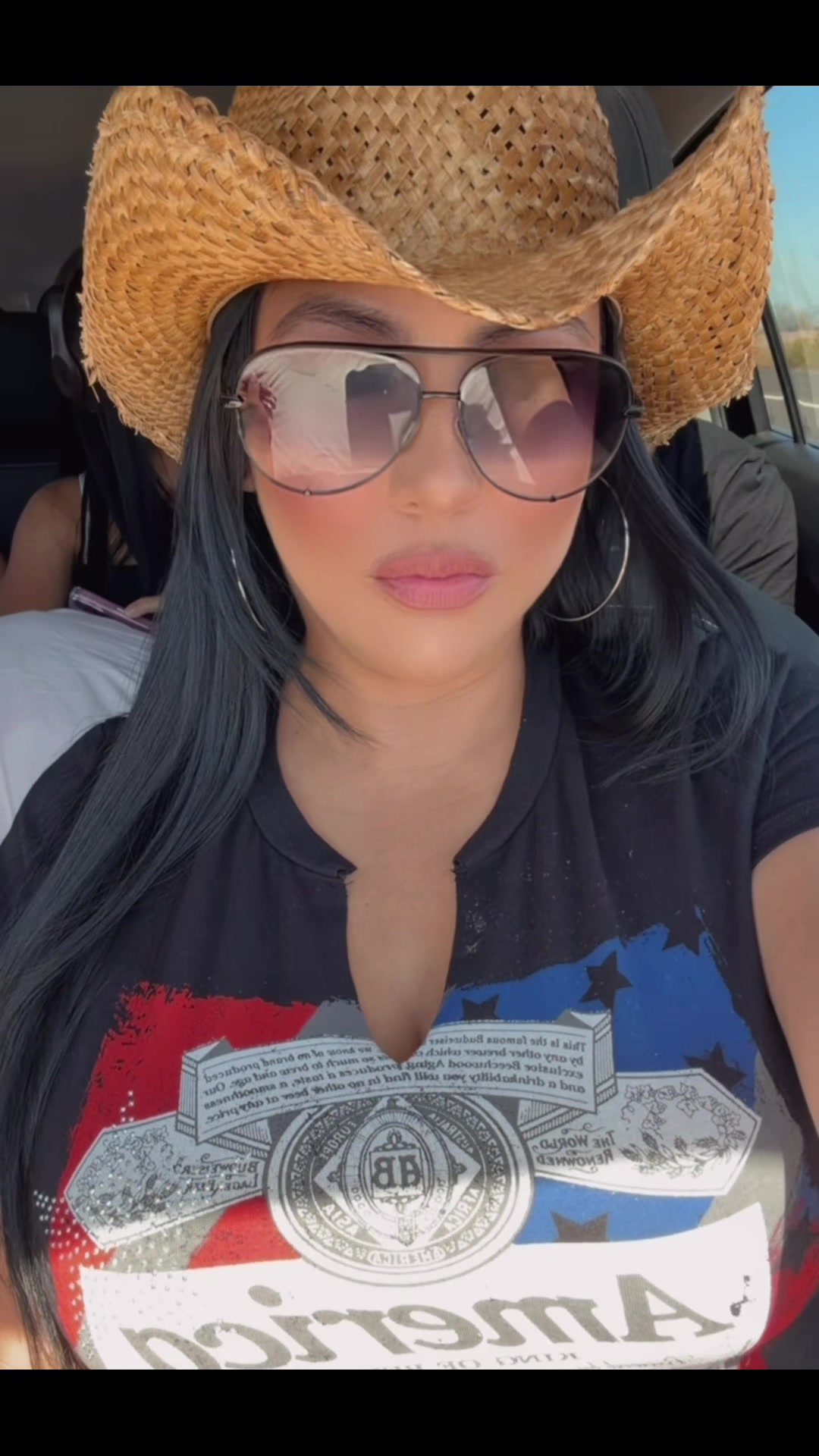 @VanessaQueenMendoza 💖