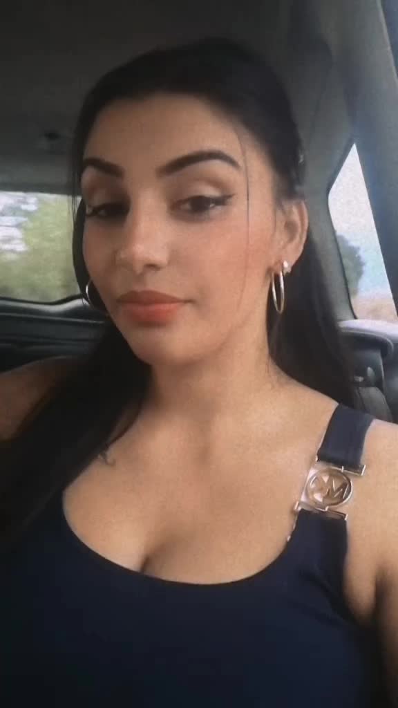 @Vani Vanessza🧭🌓🌪🩷