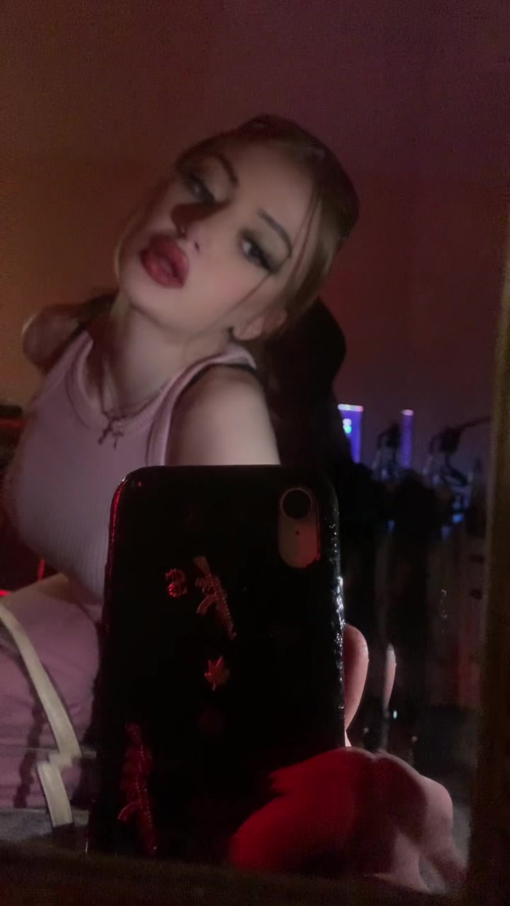 @emiliaemiv