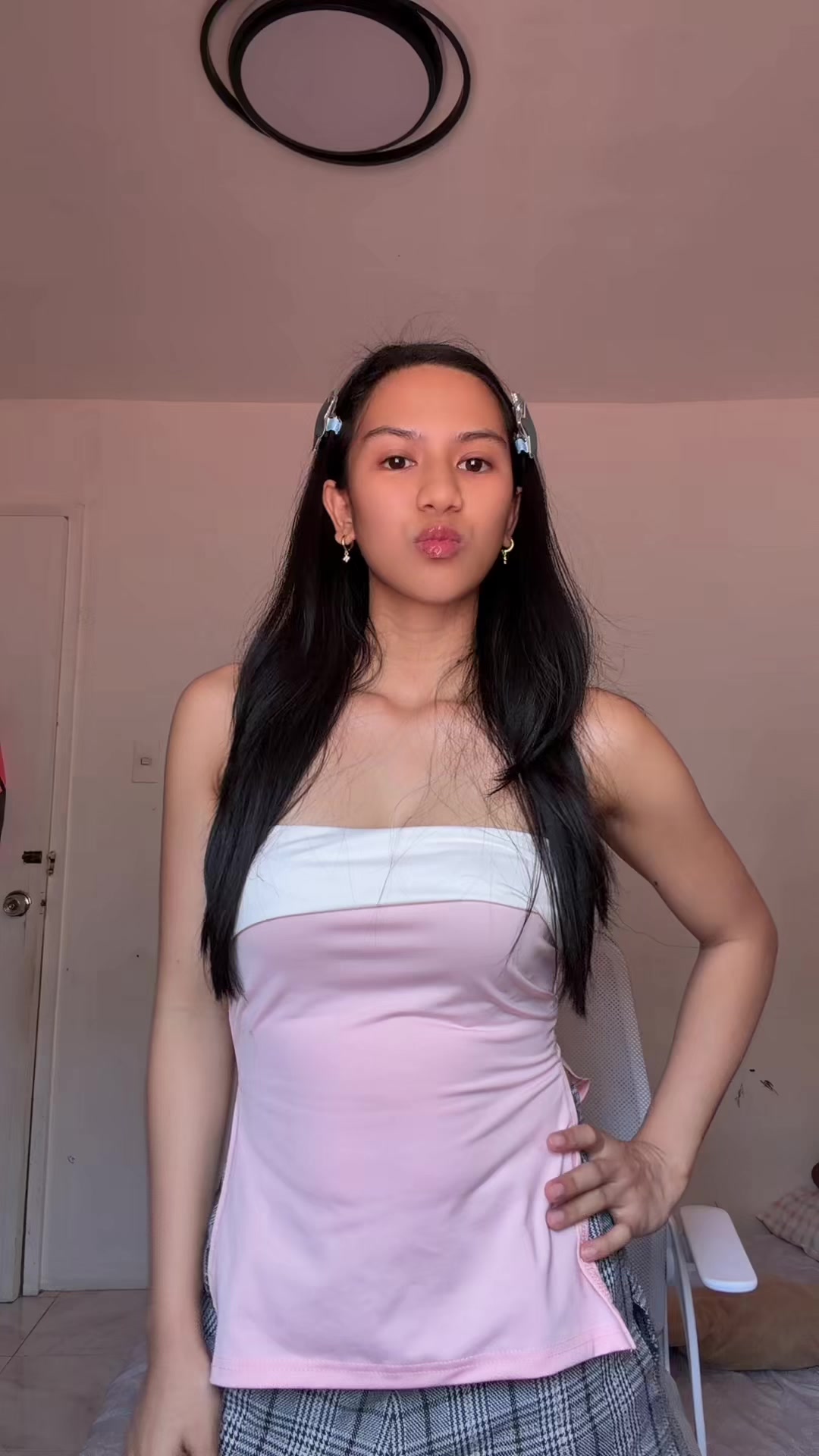 @Ella🌹
