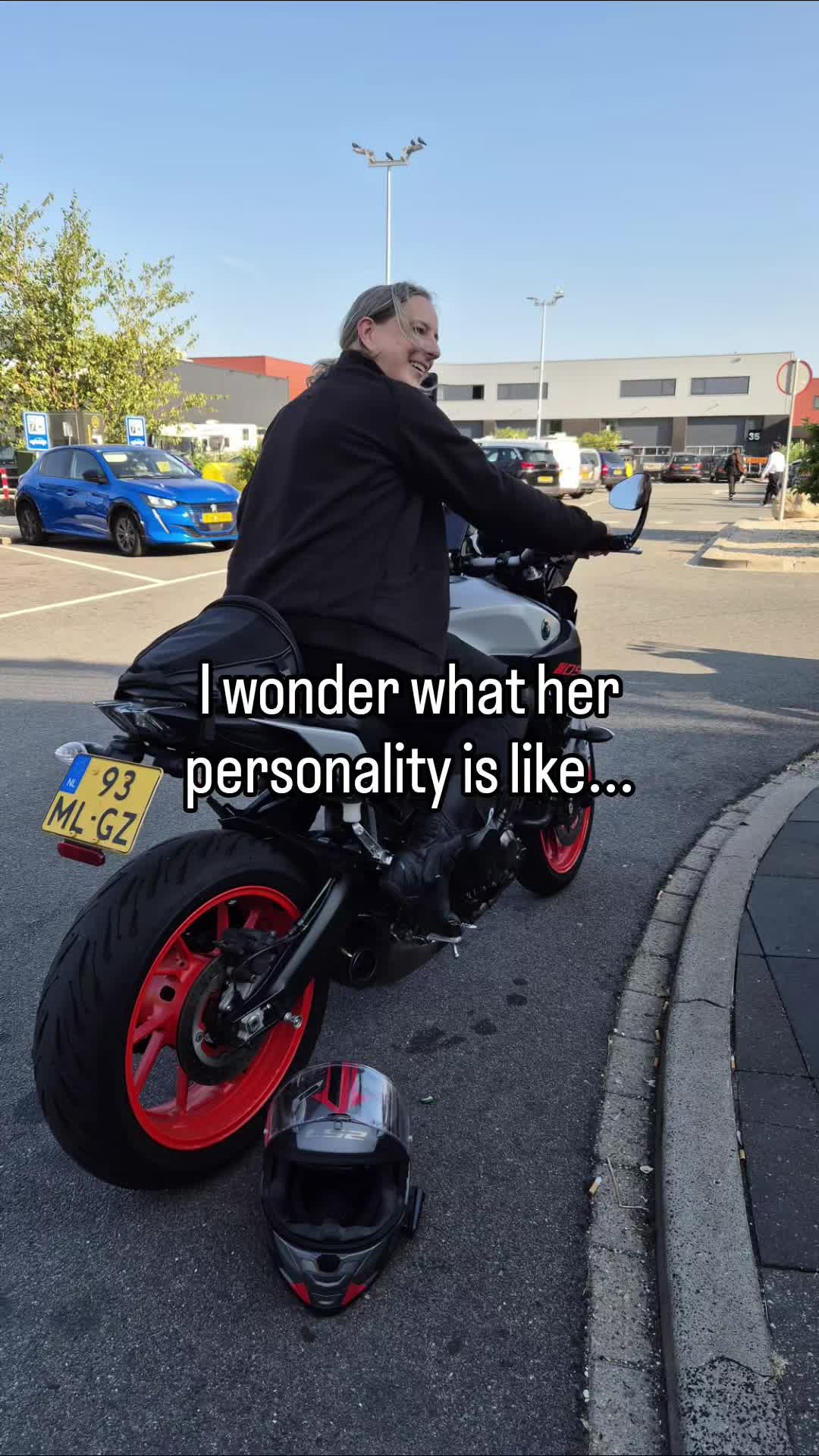 @Debbie - Yamaha MT09