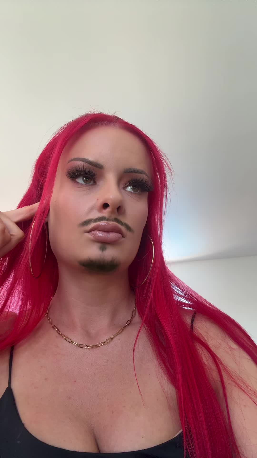 @FariBanx