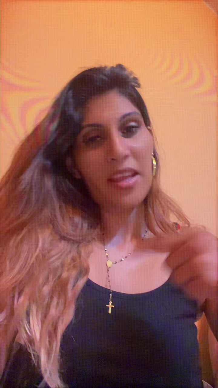 @💞💞Laura brunețica👑 👑
