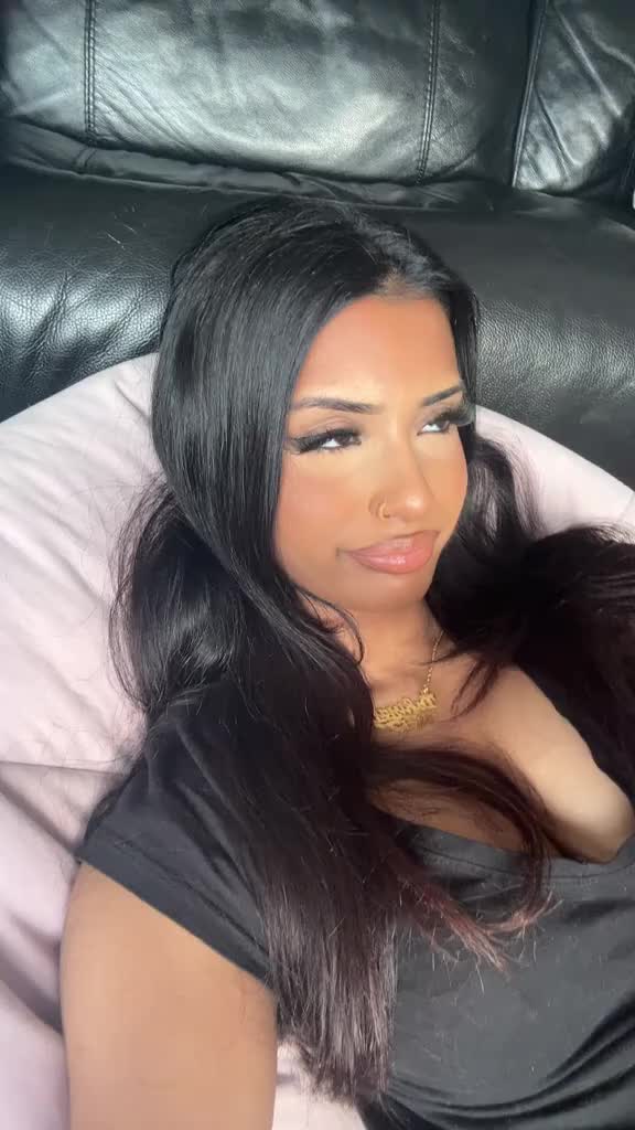 @Riya🌟