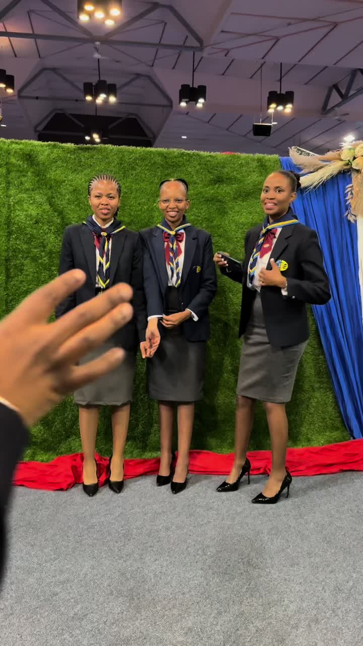 @Sinokuhle Dyongo