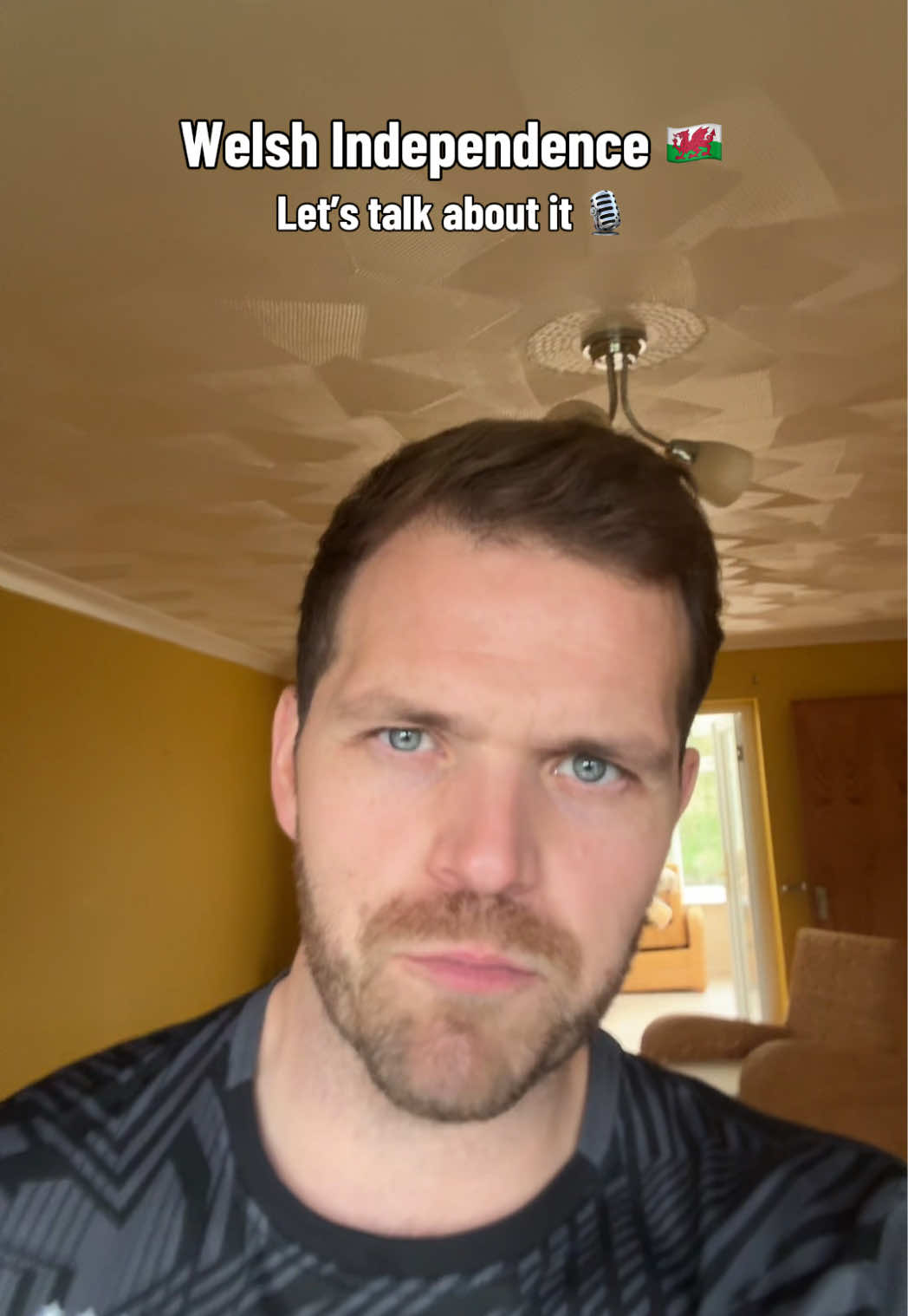 @ryanofwales🏴
