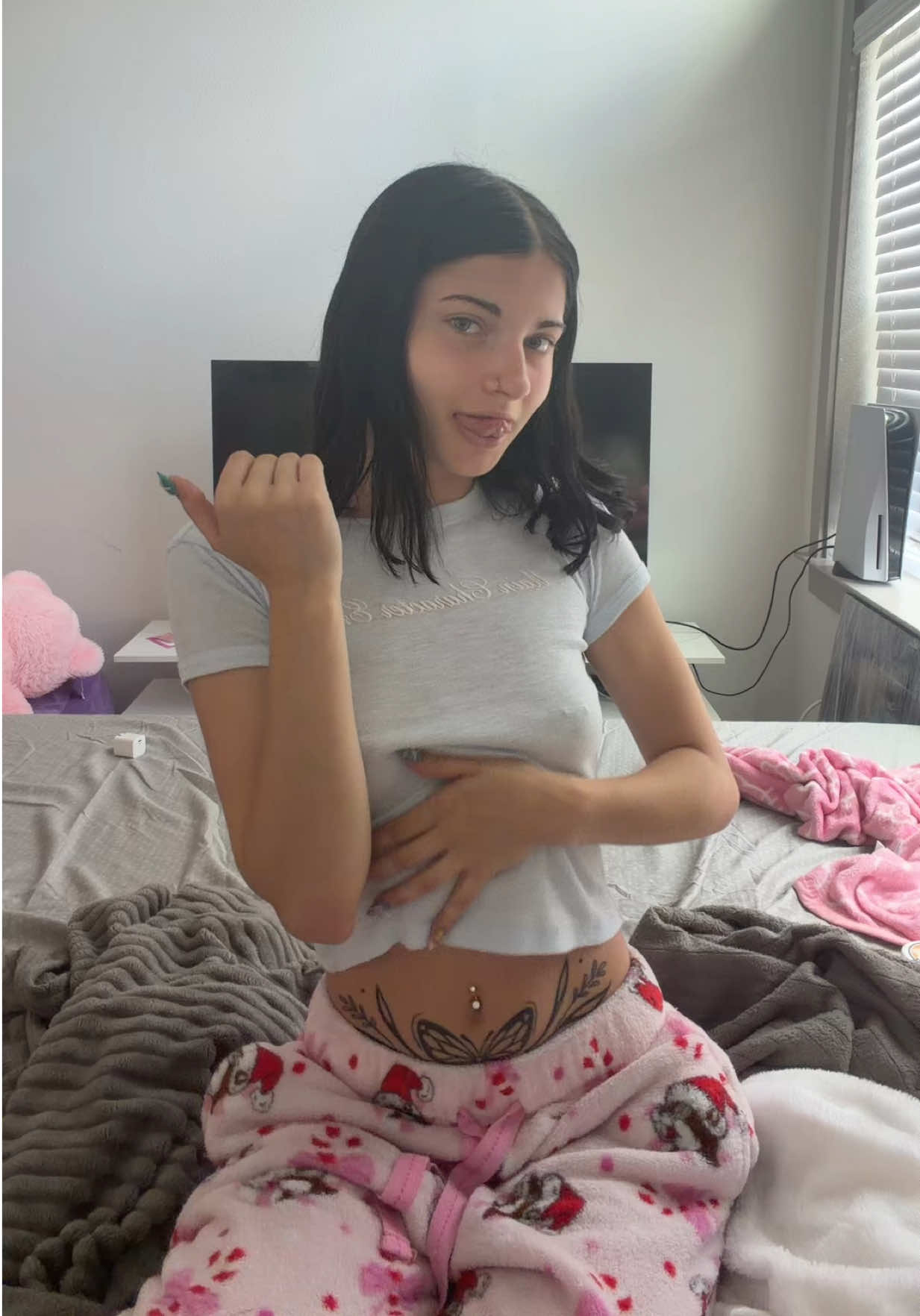 @yurgirlkalani