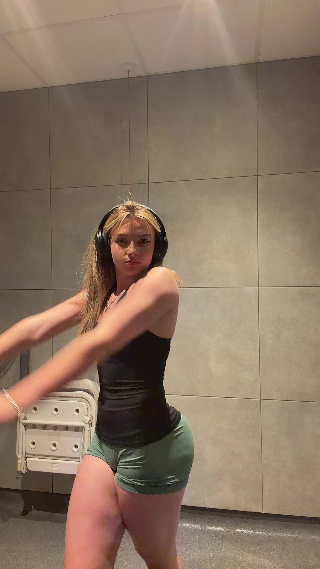 @lilyderenzyfit