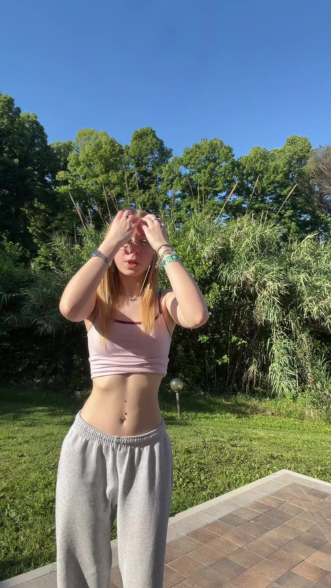 @ele🧸