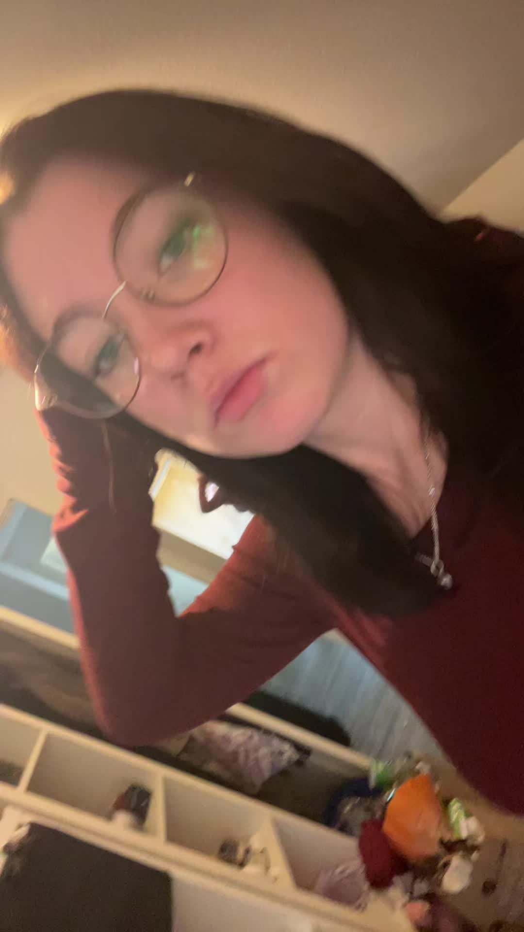@👤