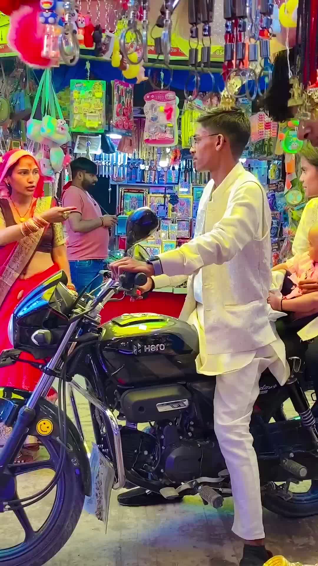 @Suyash Vlogs