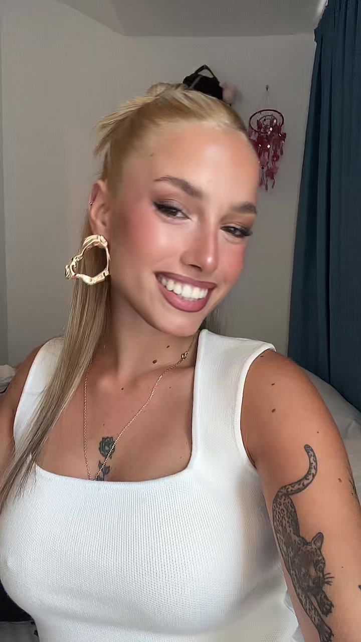 @jazminechata