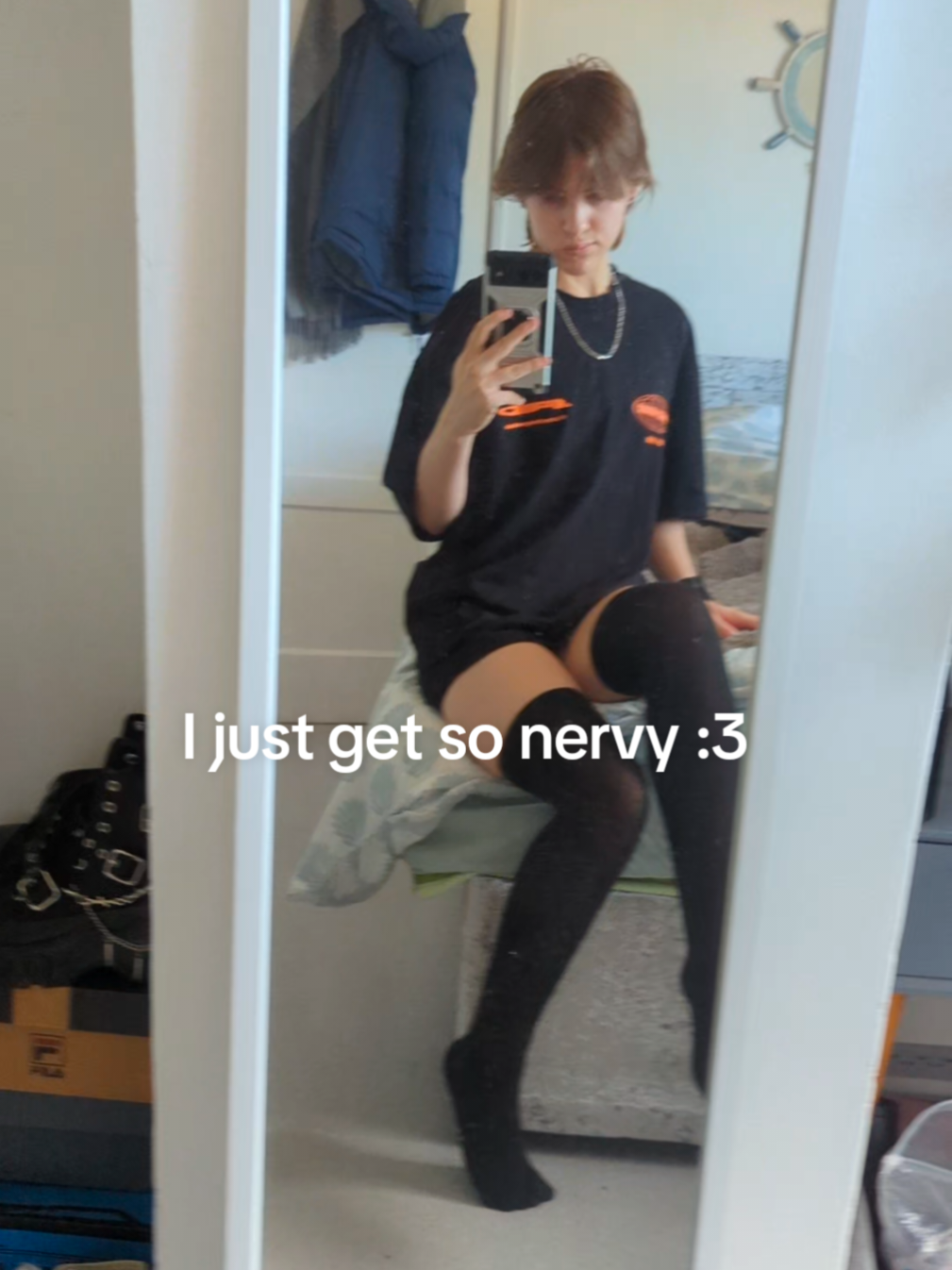 @LXV3RZ