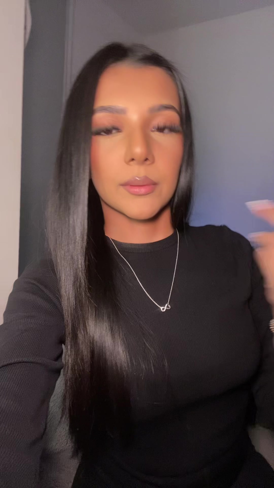 @7