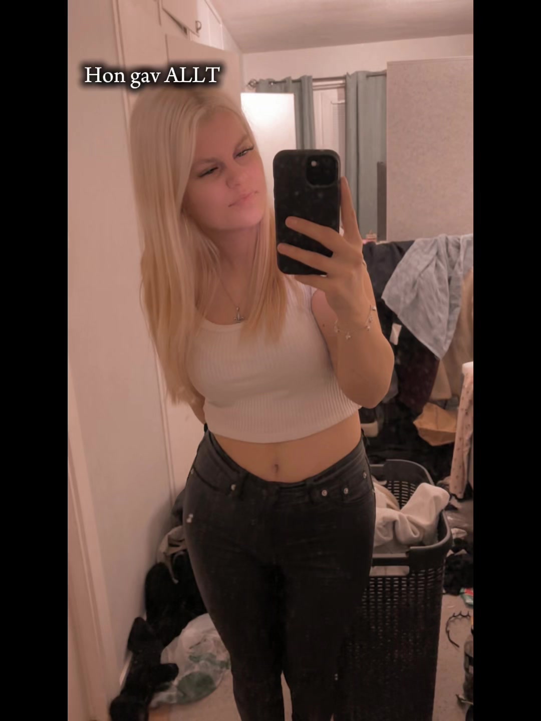 @Emelina