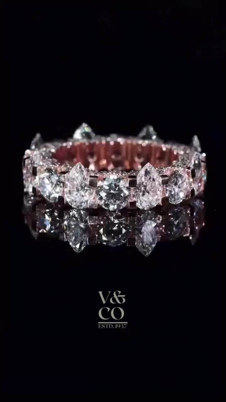 @Vrayas & Co. (Estd. 1937)