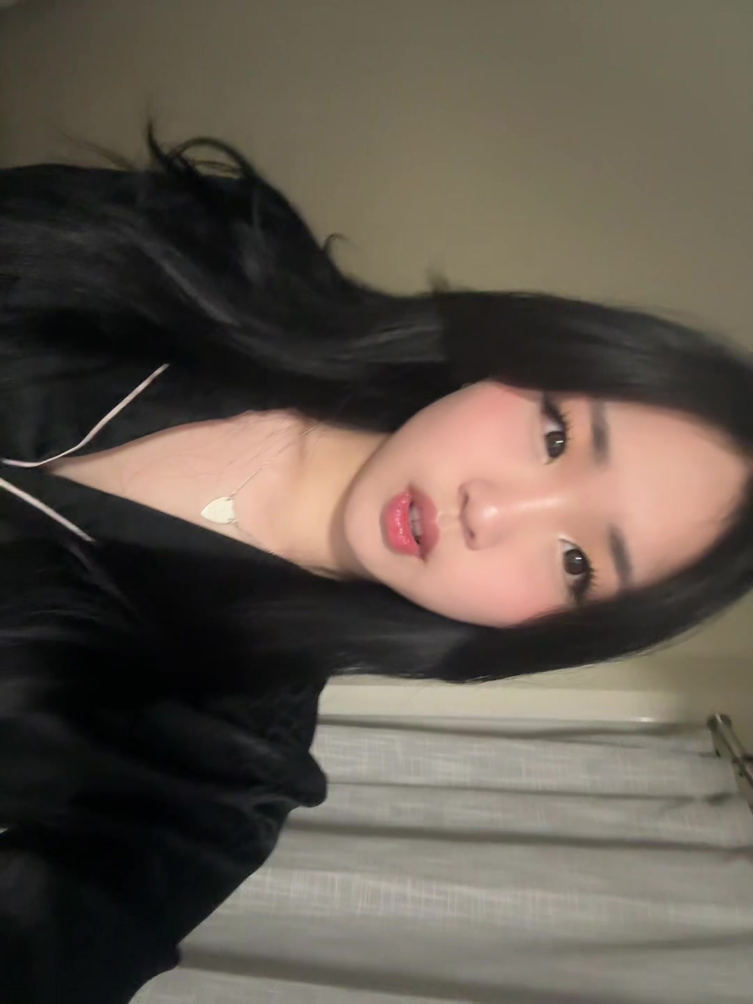 @🐰