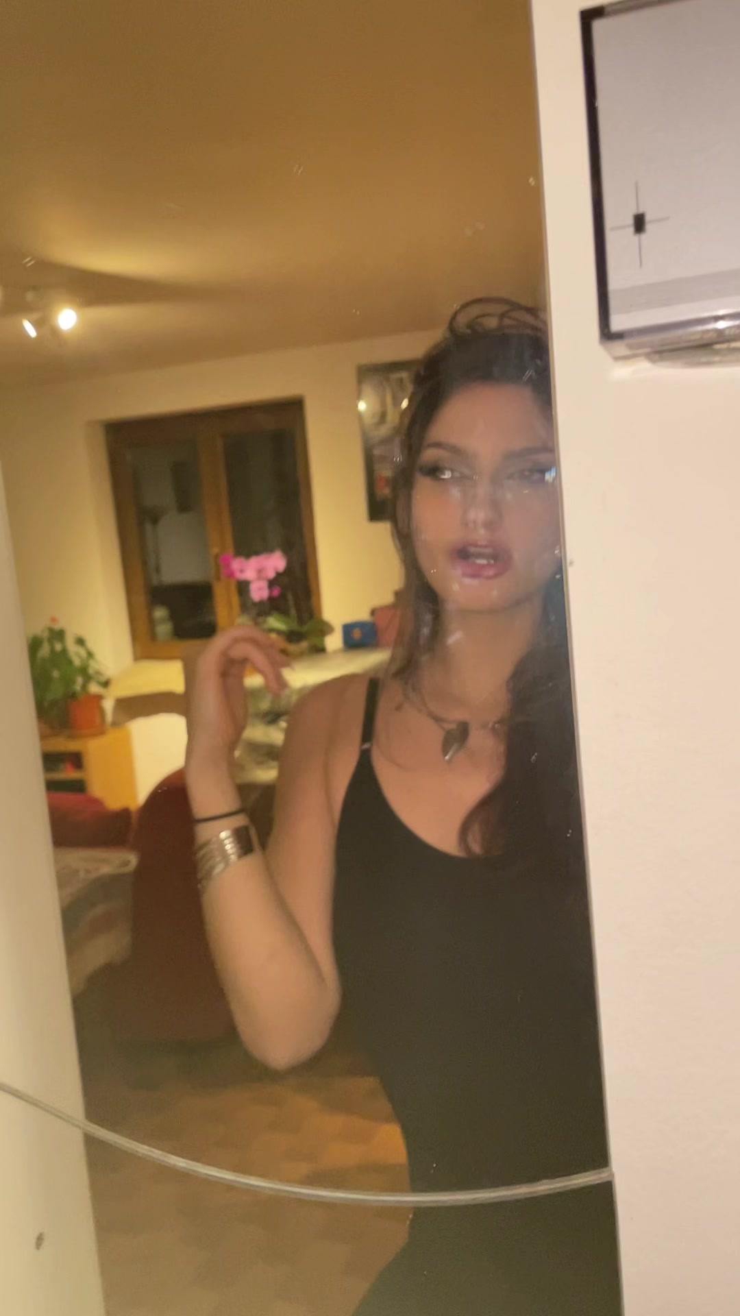 @Nina