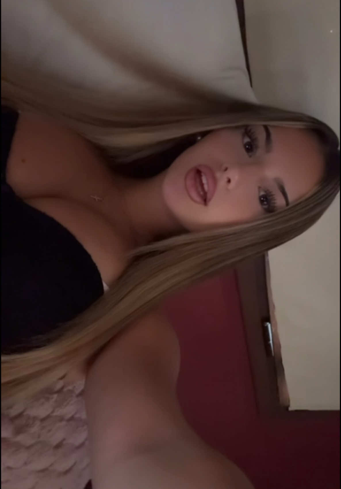 @𝐕