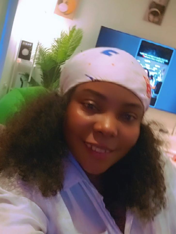 @Jolie Claire Tchoup&eacute;🇨🇲🇬🇧