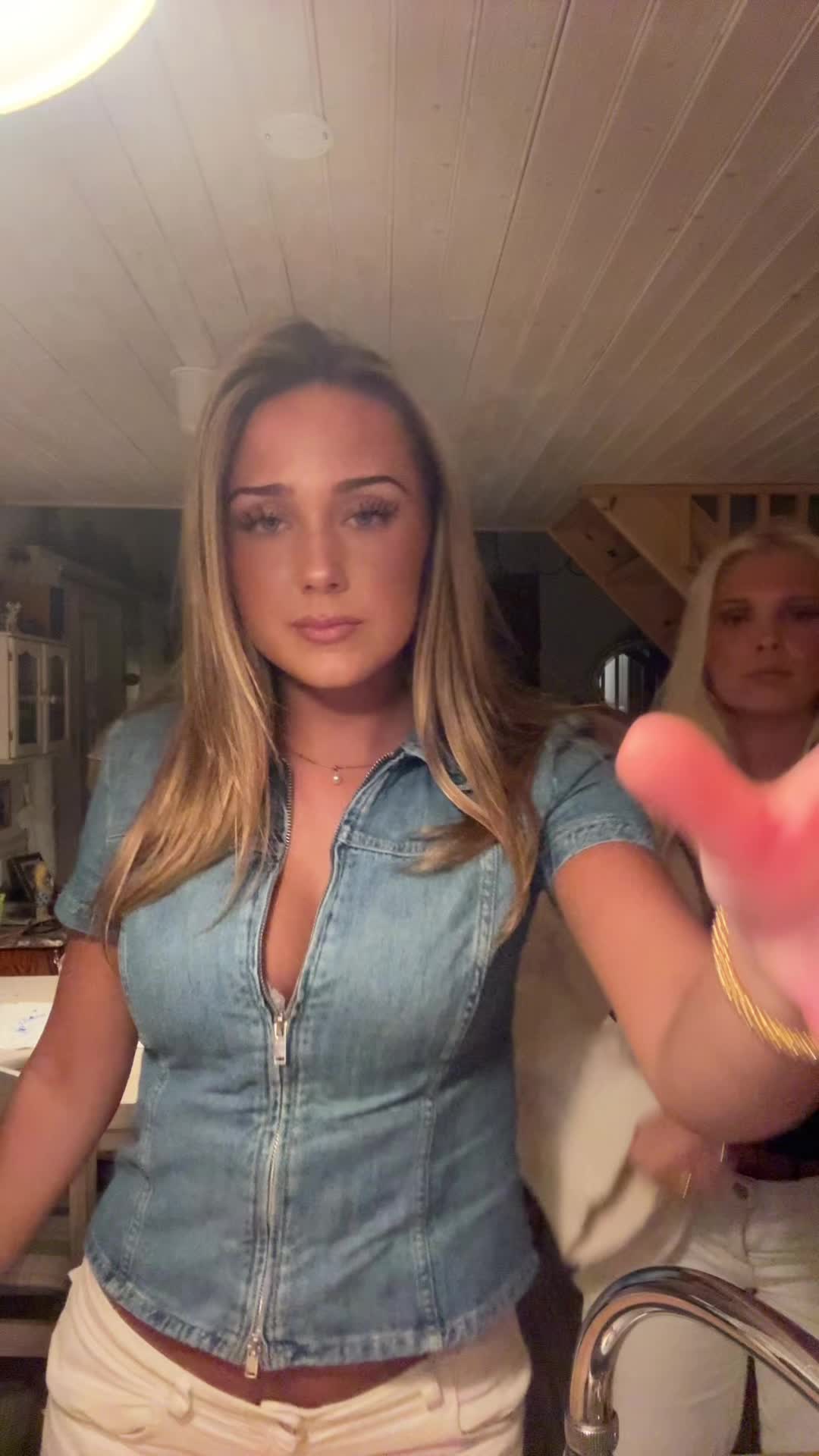 @donkengirlzz
