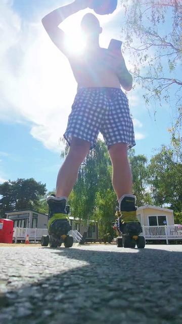 @💚🖤🛼Gazzaonsk8s⛸️🖤💚
