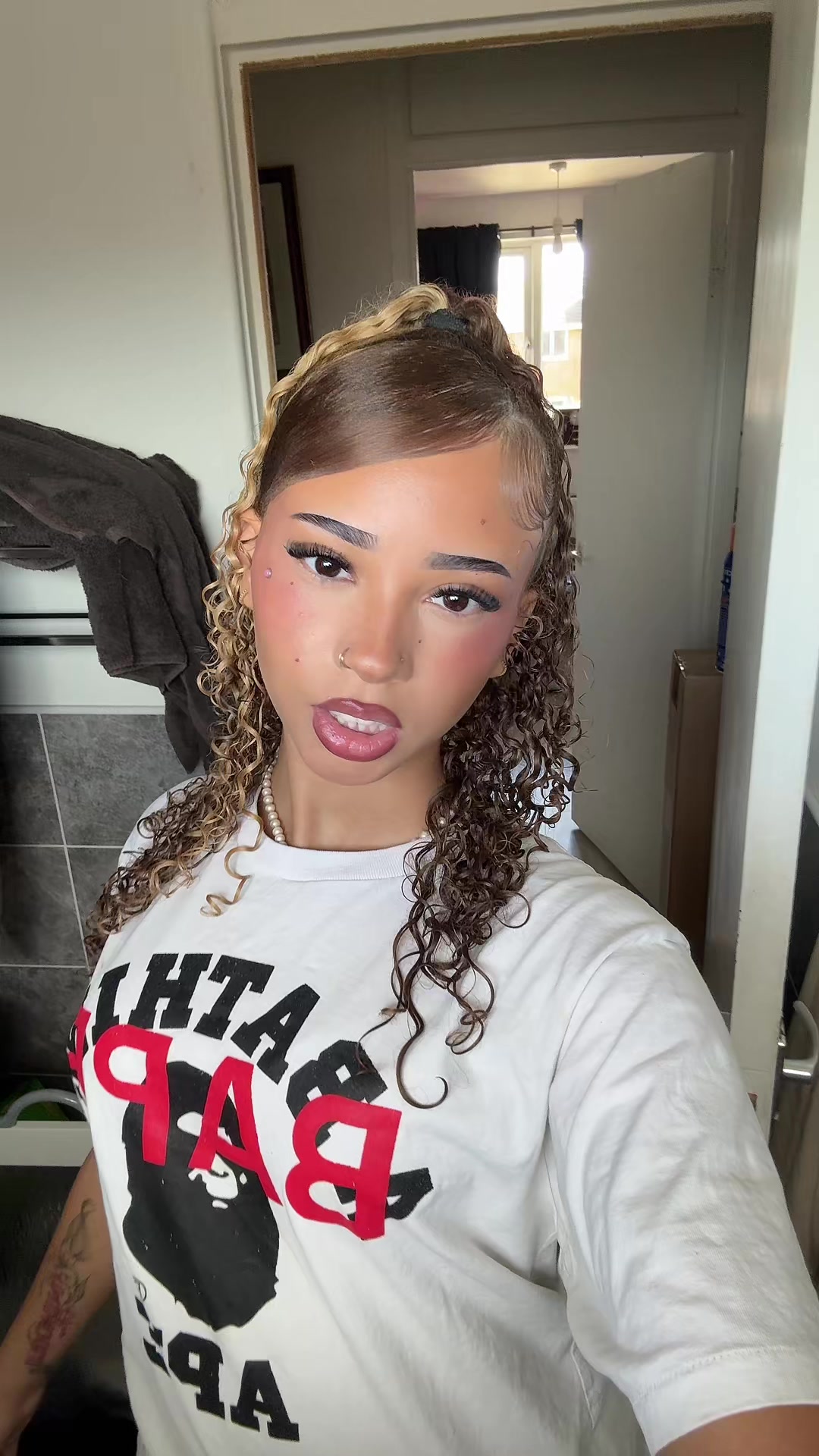@𝐋𝐚𝐬𝐡𝐚𝐧𝐭𝐞́🦦
