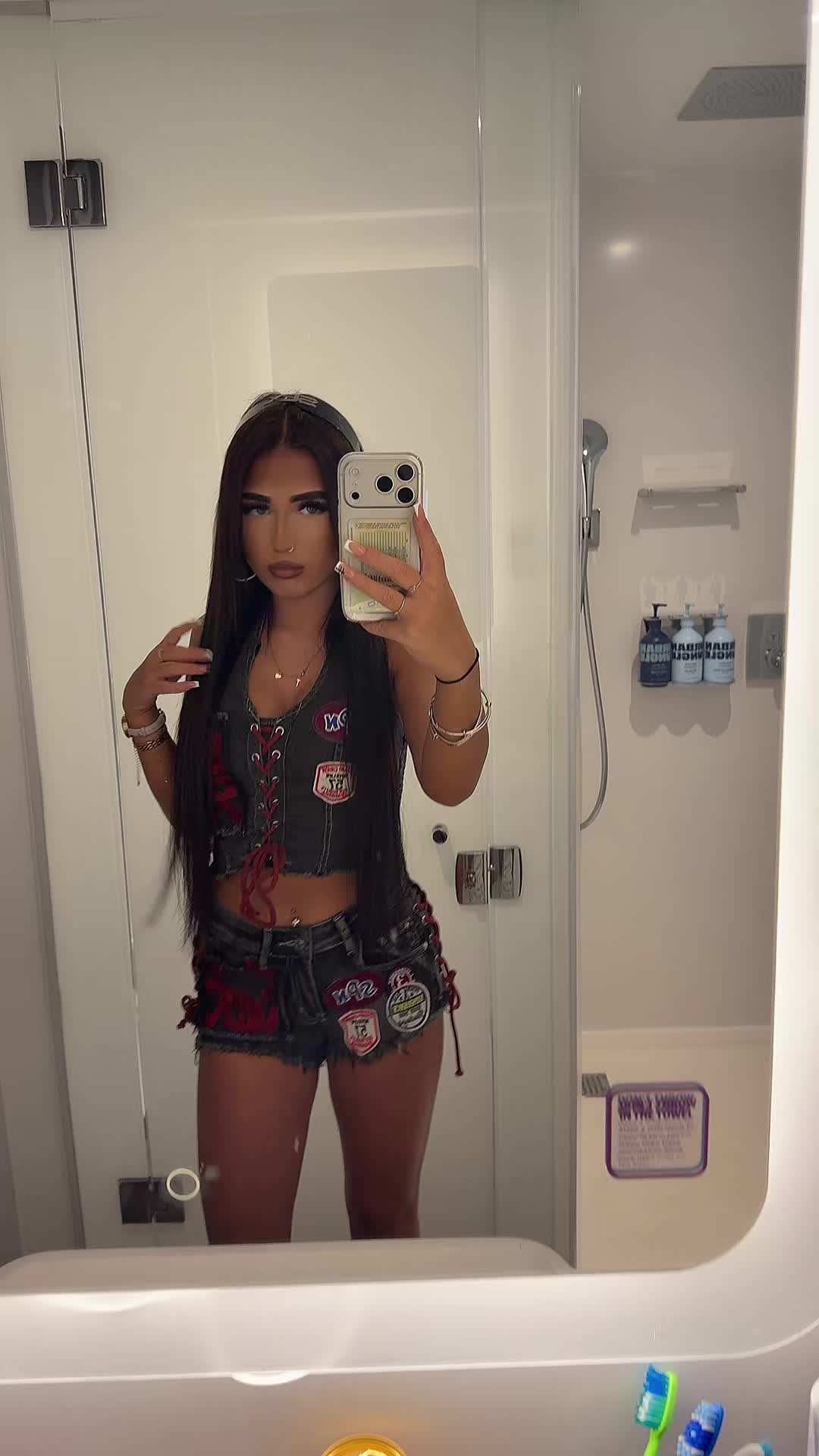 @caseyglynn🍒