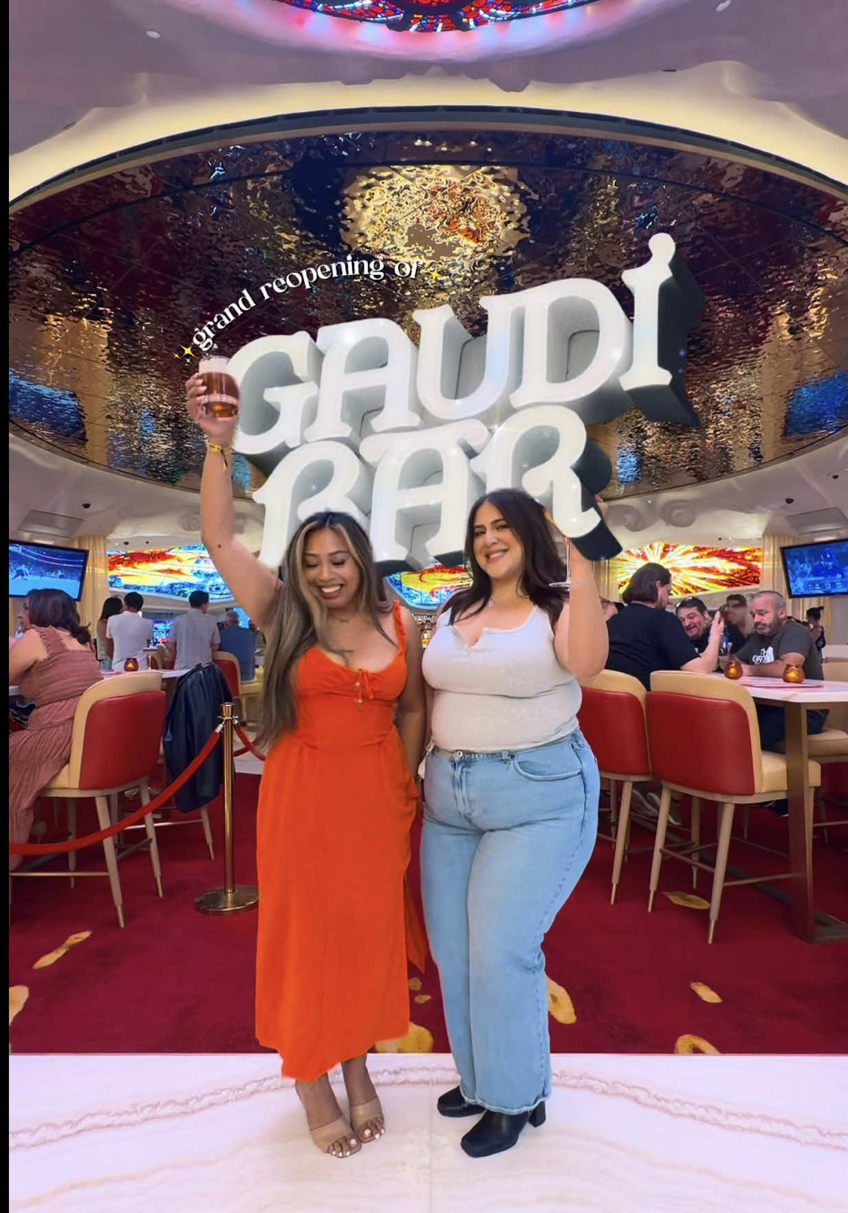 @TIARA ✨ LAS VEGAS CREATOR ✨