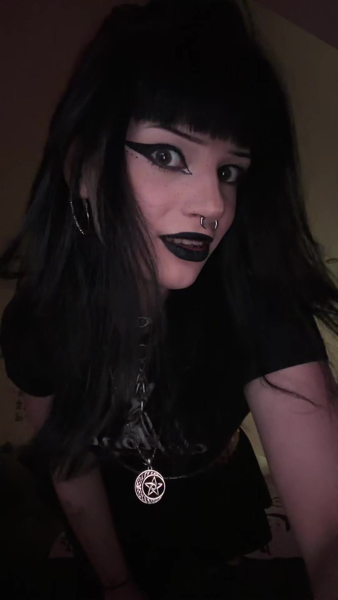 @𝓟𝓮𝓪𝓬𝓱𝔂 𝓙𝓪𝓼 🕷️