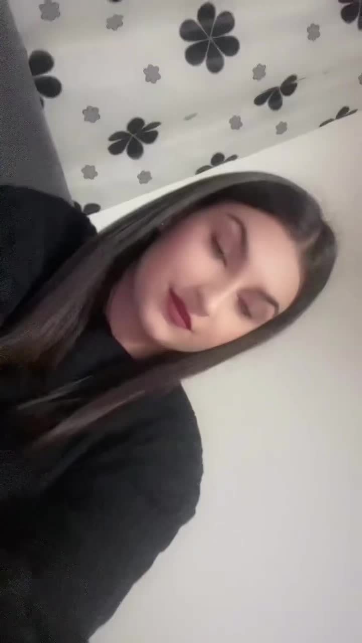 @Valentinaa
